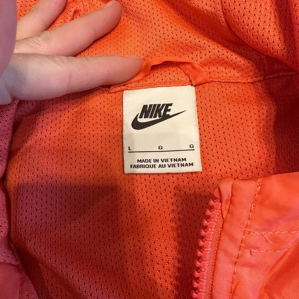 Nike Women's Vibrant Floral Bomber Jacket - Coral‎ and Navy
